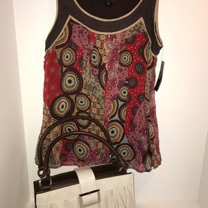 Byer California sleeveless side zipper top NWT